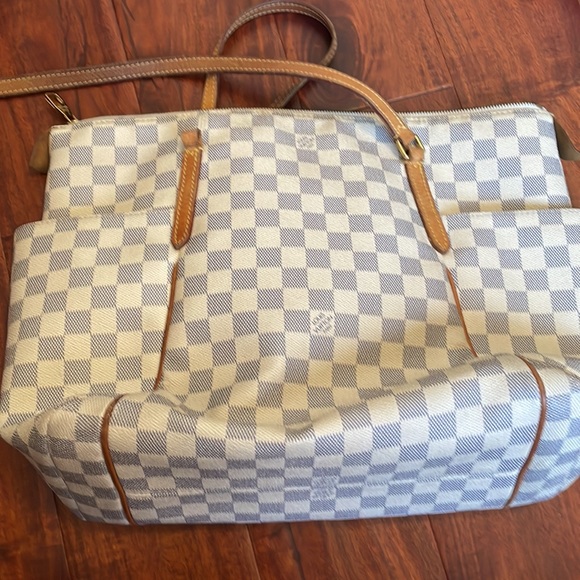 Louis Vuitton Damier Azure Totally PM Tote - Picture 5 of 12